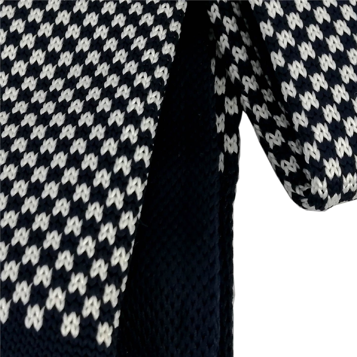 CORBATA TEJIDA COLORES BRILLANTES Y DISEÑOS ELEGANTES (POLIESTER)