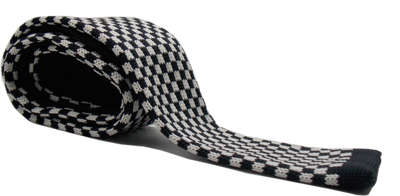 CORBATA TEJIDA COLORES BRILLANTES Y DISEÑOS ELEGANTES (POLIESTER)